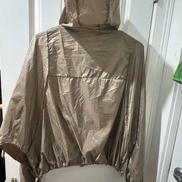 Alo Yoga Sprinter Lightweight Windbreaker Full Zip Hooded Jacket - Picture 3 of 9